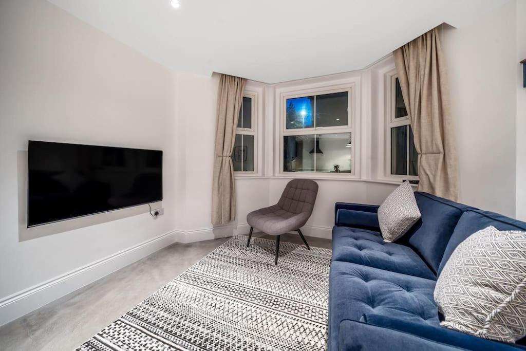 Trendy 2 Bedroom 2 Bathroom Apartment Minutes From Seafront In St Leonard'S Hastings St Leonards-on-Sea Kültér fotó